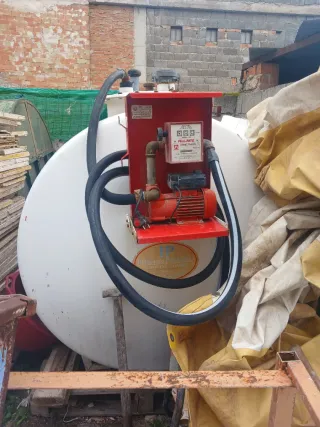 Depósito Gasoil con Bomba y Contador