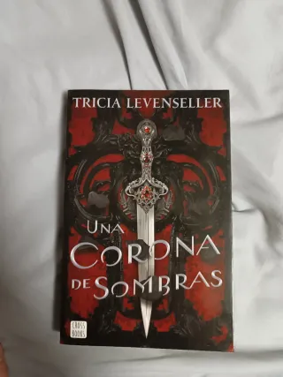 Una corona de sombras