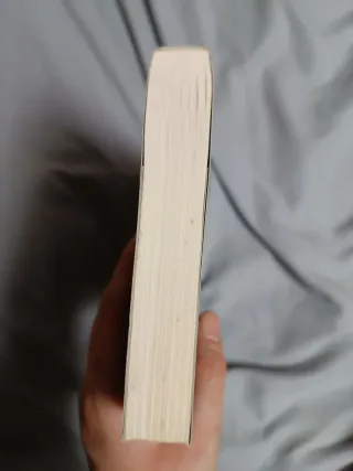 Una corona de sombras