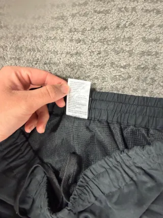 ¡¡OFERTA!! Talla M Pantalón Umbro Impermeable