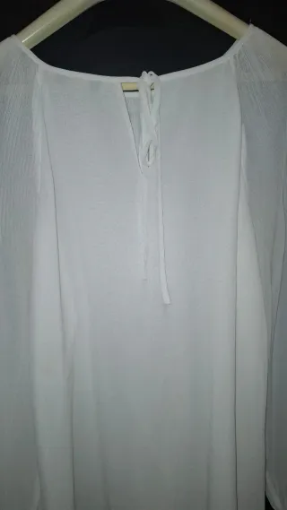 Blusa blanca manga larga
