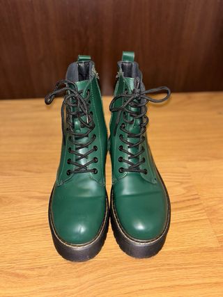 Botas militares Dr. Martens plataforma