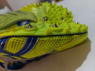 Zapatillas Clavos Atletismo Asics Amarillas/Azules