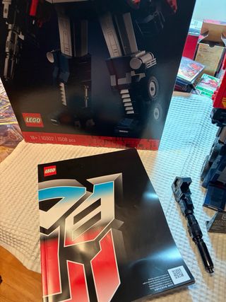 LEGO 10302 Optimus Prime