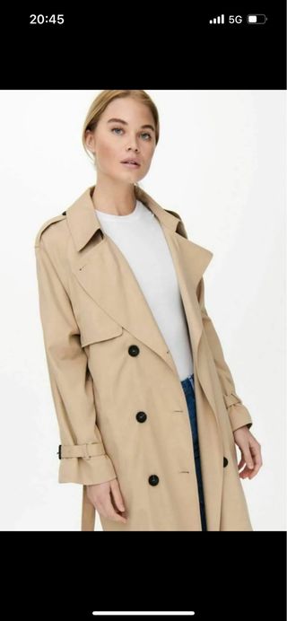 Gabardina oversize beige sin estrenar