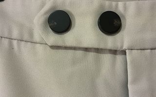 Pantalón beige Mango