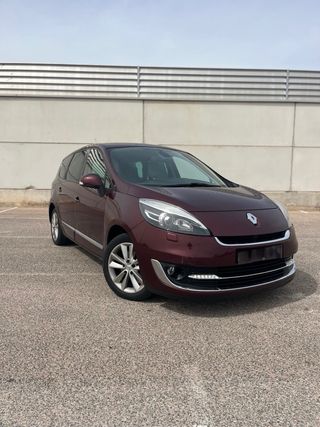 Renault Grand Scenic 2013