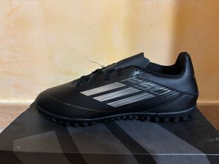 Scarpe Adidas F50 Club TF Nuove