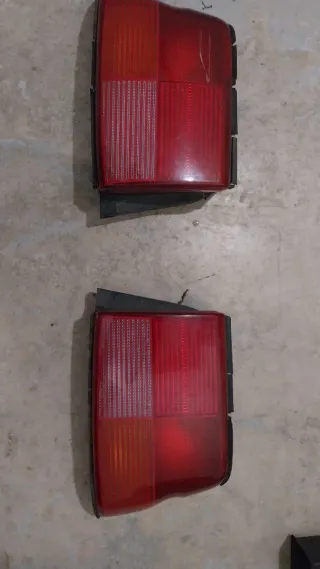 Luces Traseras Ford Escort (Par)
