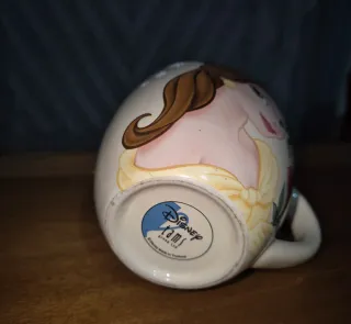 Tazza Disney con Belle e Rosa