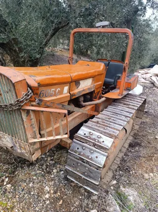 Tractor Fiat 605C