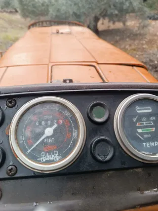 Tractor Fiat 605C