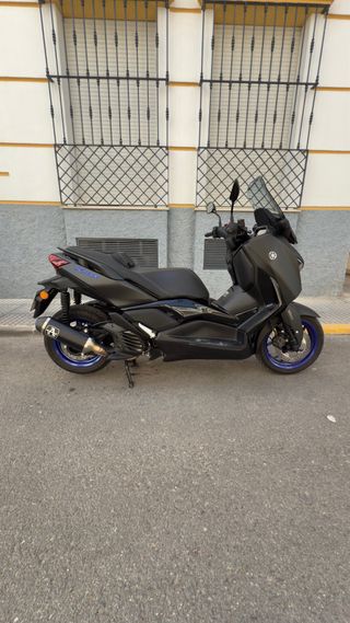 Yamaha X-MAX 125 2024