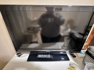Samsung TV 37” Full HD