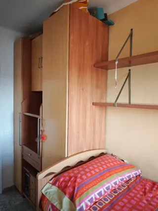 Mueble habitación individual (armario cama y mesa)