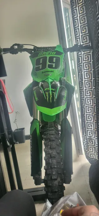 Kawasaki kx 250f vendo o cambio