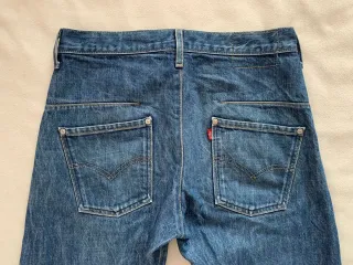 Vaqueros Levi's Engineered Rectos Talla 30 US