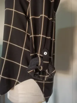 Camisa a cuadros negra