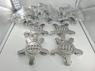 Set 4 Coprimozzi Ragno Audi 135mm