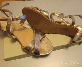 Sandalias Marypaz doradas Talla 39