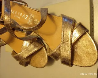 Sandalias Marypaz doradas Talla 39