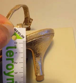 Sandalias Marypaz doradas Talla 39