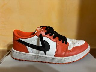 Scarpe Air Jordan Arancioni Bianche Taglia 40.5