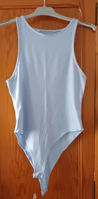 Ropa variada de mujer