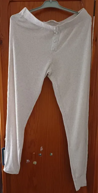 Ropa variada de mujer