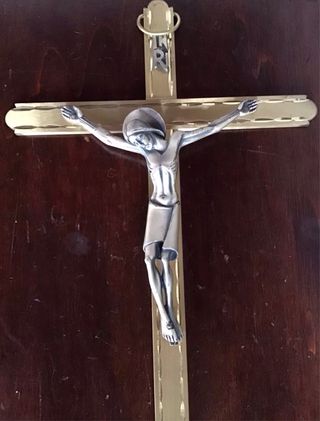 Crocefisso da parete in metallo dorato e argento