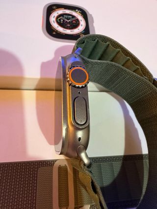 Apple Watch Ultra 94% batteria Titanio
