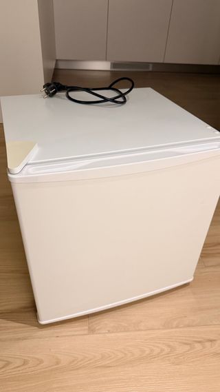 Mini nevera Ikea Tillreda 43L
