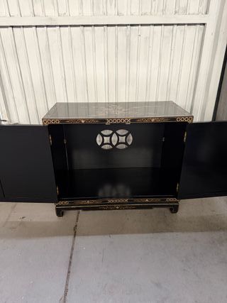 Cómoda lacada restaurada
