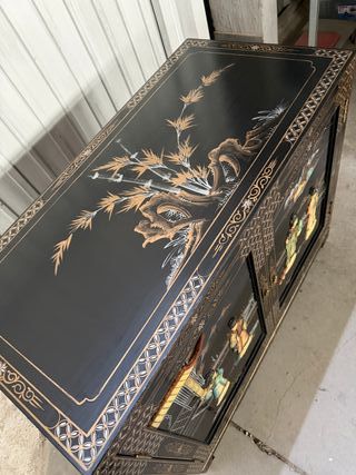 Cómoda lacada restaurada