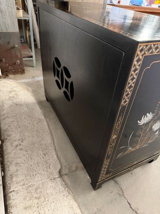 Cómoda lacada restaurada