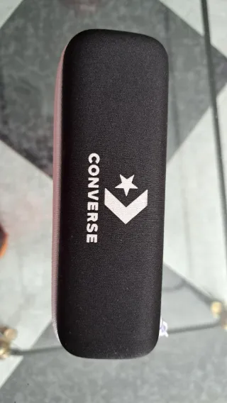 Gafas de niño azules y plateadas