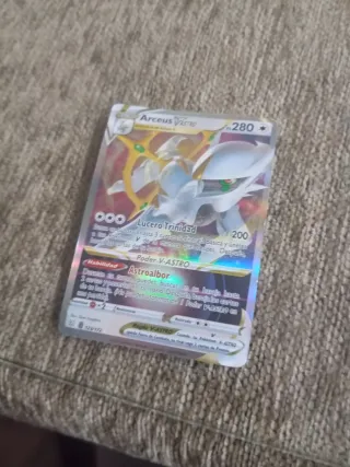 Carta Pokémon Arceus V ASTRO 123/172