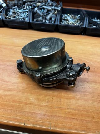 Bomba de vacio BMW 130420039