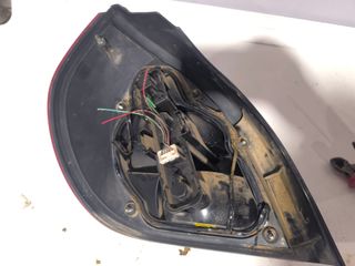 Piloto Trasero Nissan Almera