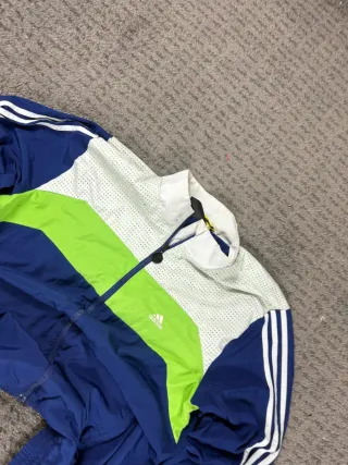 ¡¡OFERTA!! Talla L Chaqueta Adidas Impermeable