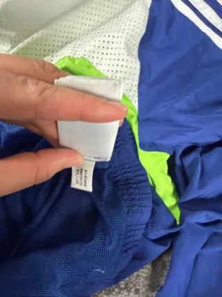 ¡¡OFERTA!! Talla L Chaqueta Adidas Impermeable