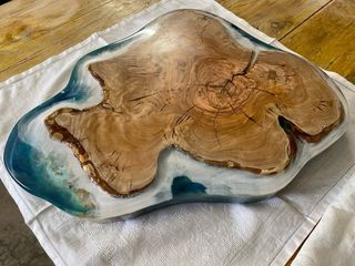 Piano Tavolino Ulivo e Resina effetto mare