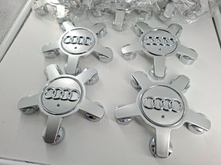 Set 4 Coprimozzi Ragno Audi 135mm