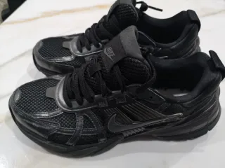 Zapatilla Nike Negra