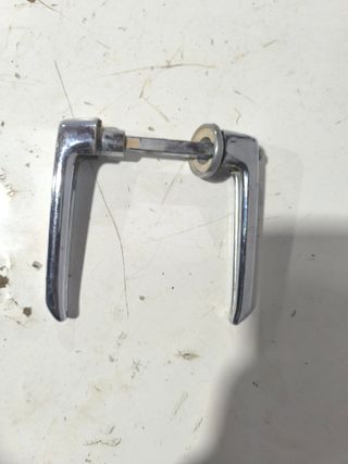 Maneta Maletero Nissan Patrol