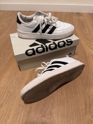 Adidas Zapatillas Blancas y Negras
