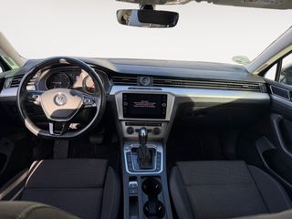 Volkswagen Passat Advance BMT