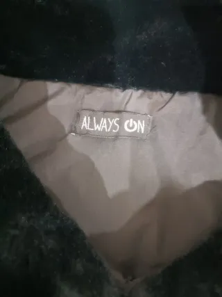 Mantella coprispalle nera Always On