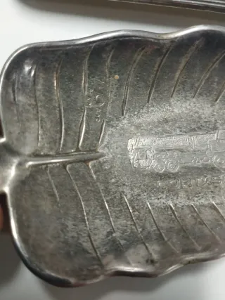 2 Ceniceros y bandeja vintage Alpaca