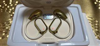 Auriculares Inalámbricos Dorados y Blancos